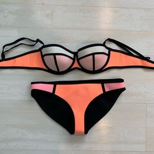 Triangl Bikini Set